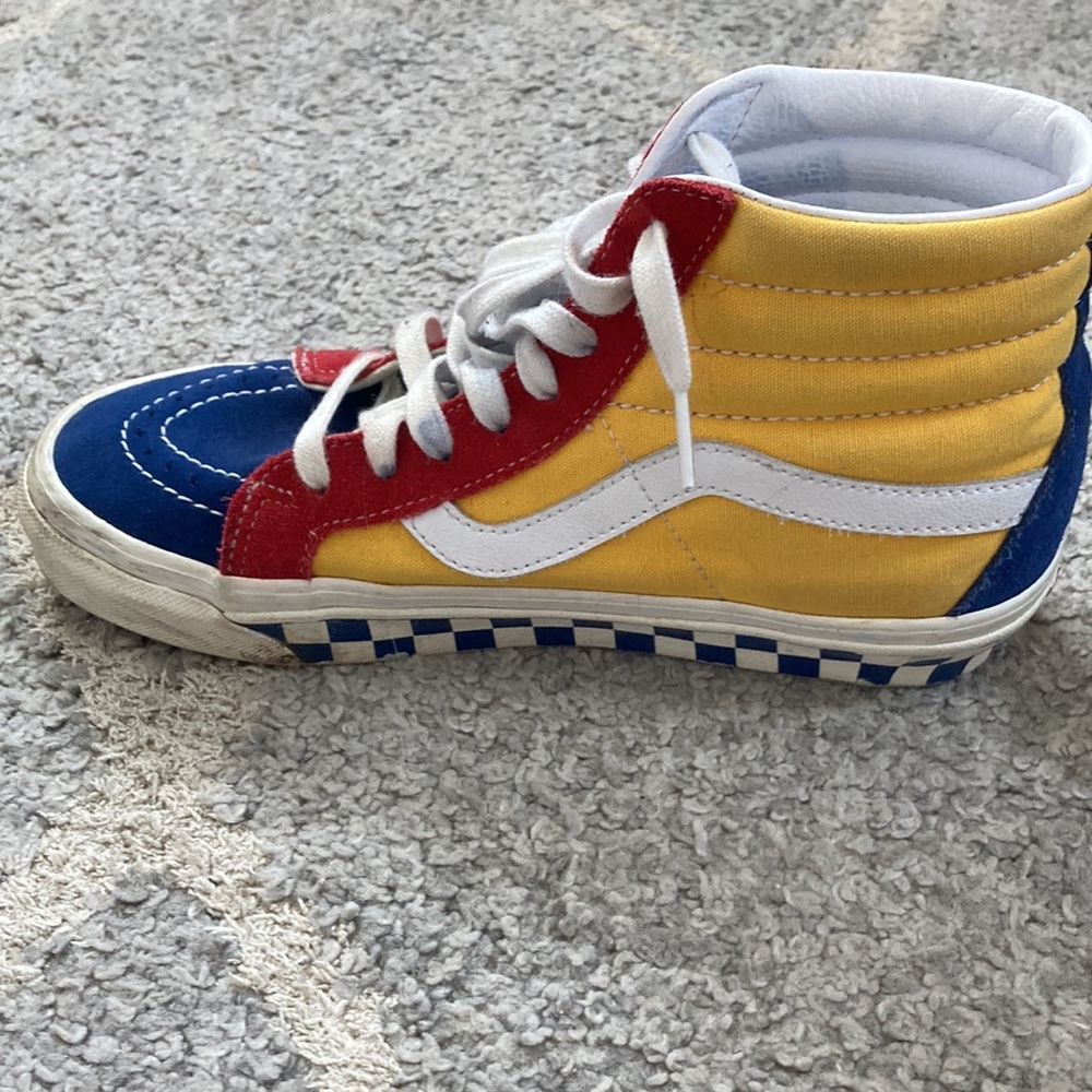 Vans - Picture 3 of 7